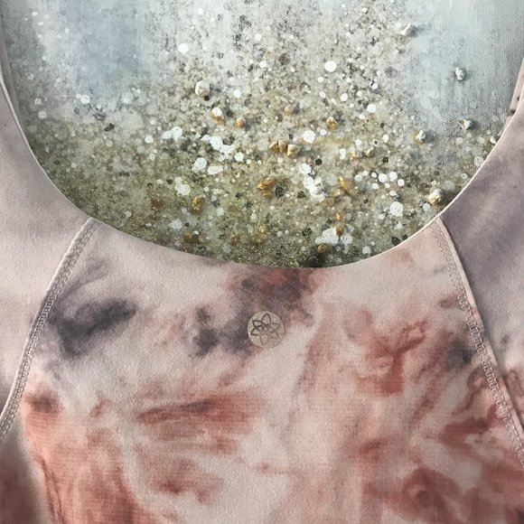 Harmony Balance Yoga Top (NWT) - Picture 4 of 10